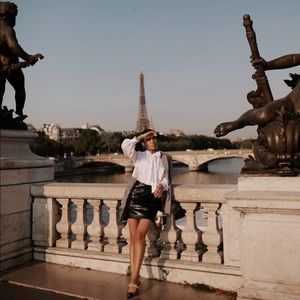 Meet your Posher, Nesrine